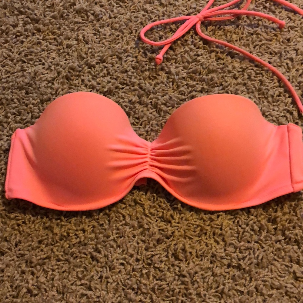 Victoria secret swim suit top size 34C